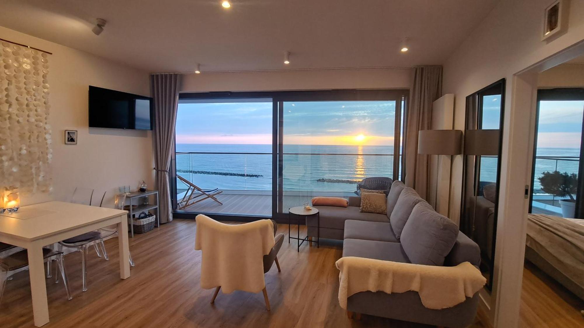Apartament Morski Widok Nautic Park 51 Darłówko Zimmer foto